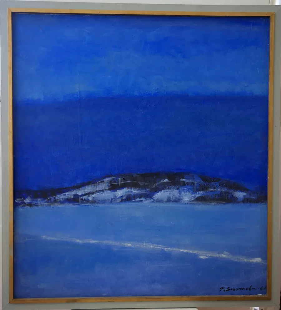 Cold, blue moment